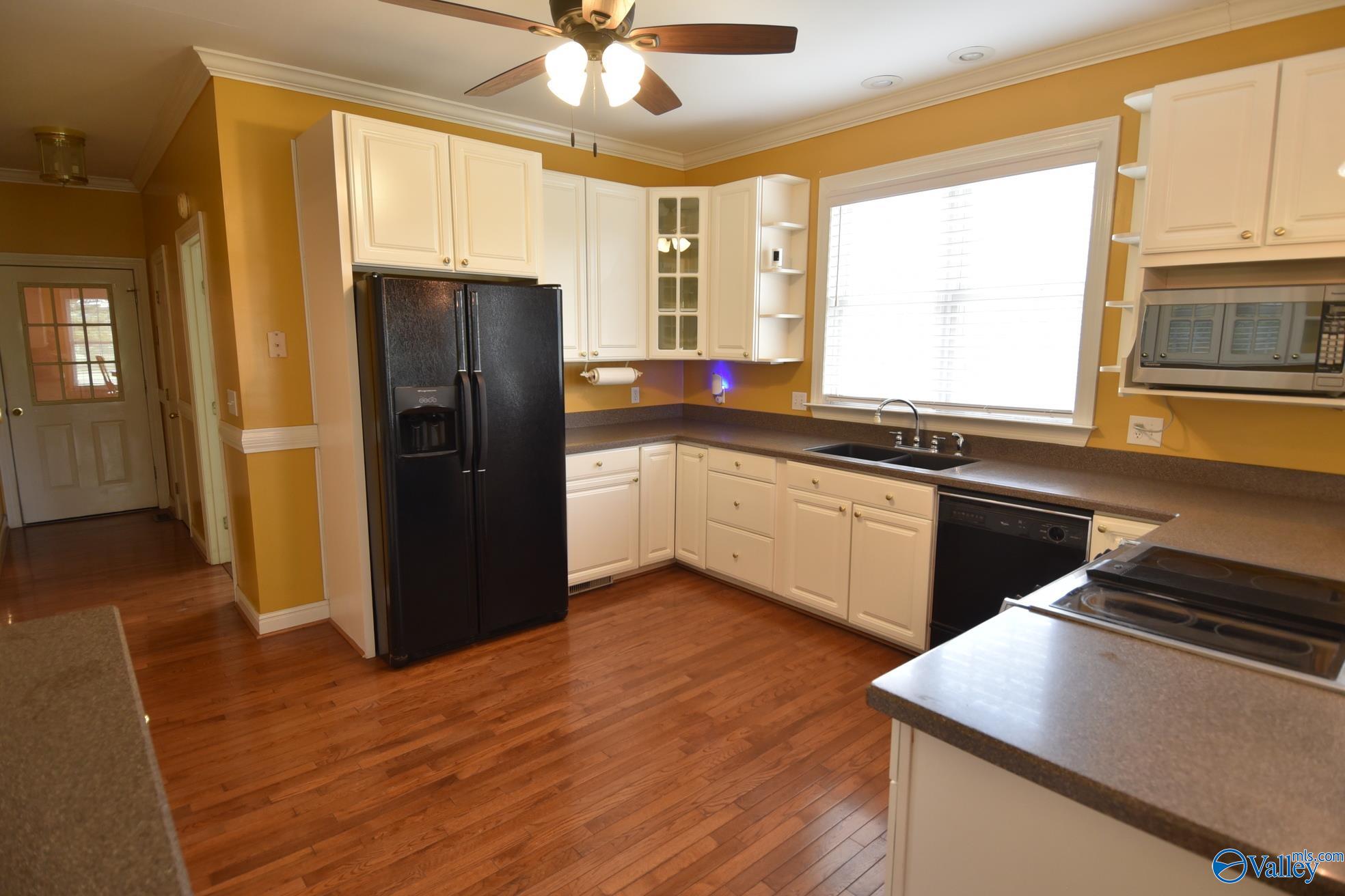 155 Ashworth Lane, Guntersville, Alabama image 5