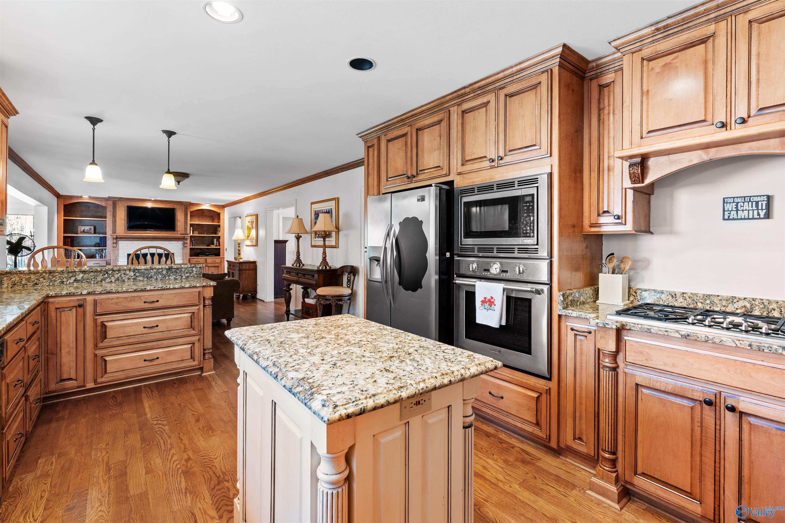 Scottsboro, Alabama 35769, United States, 5 Bedrooms Bedrooms, ,4 BathroomsBathrooms,Residential,Active,251496