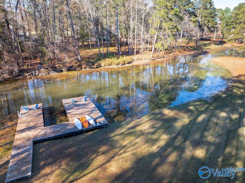 Scottsboro, Alabama 35769, United States, 5 Bedrooms Bedrooms, ,4 BathroomsBathrooms,Residential,Active,251496