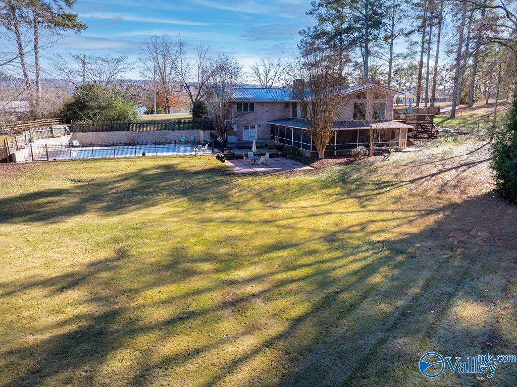 Scottsboro, Alabama 35769, United States, 5 Bedrooms Bedrooms, ,4 BathroomsBathrooms,Residential,Active,251496