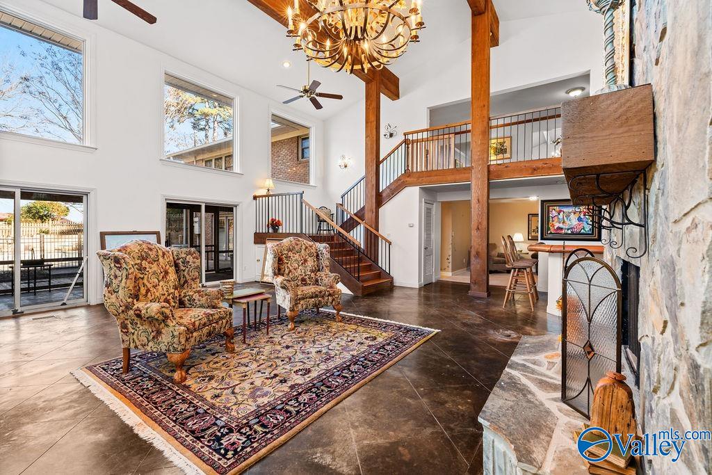 Scottsboro, Alabama 35769, United States, 5 Bedrooms Bedrooms, ,4 BathroomsBathrooms,Residential,Active,251496