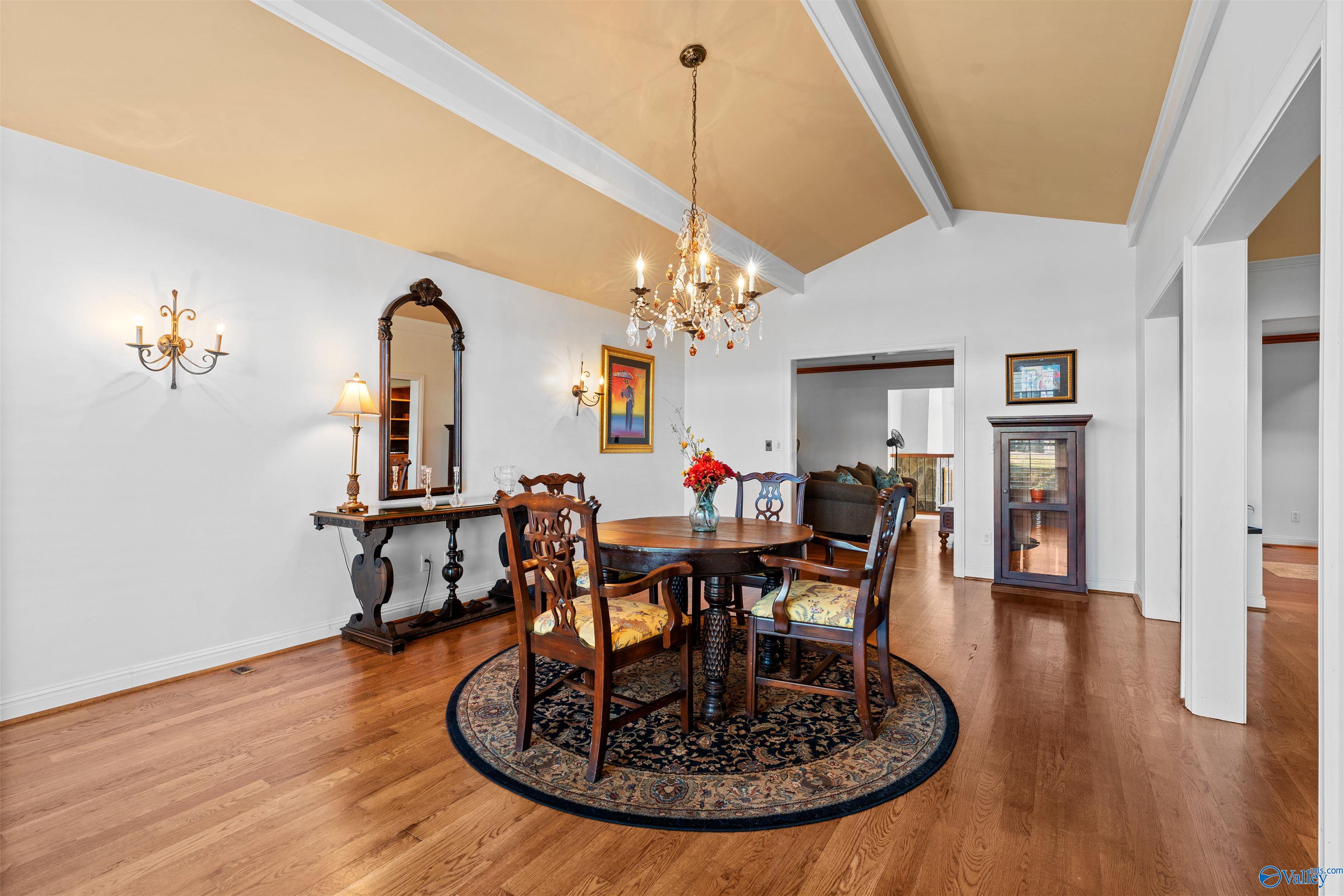 Scottsboro, Alabama 35769, United States, 5 Bedrooms Bedrooms, ,4 BathroomsBathrooms,Residential,Active,251496