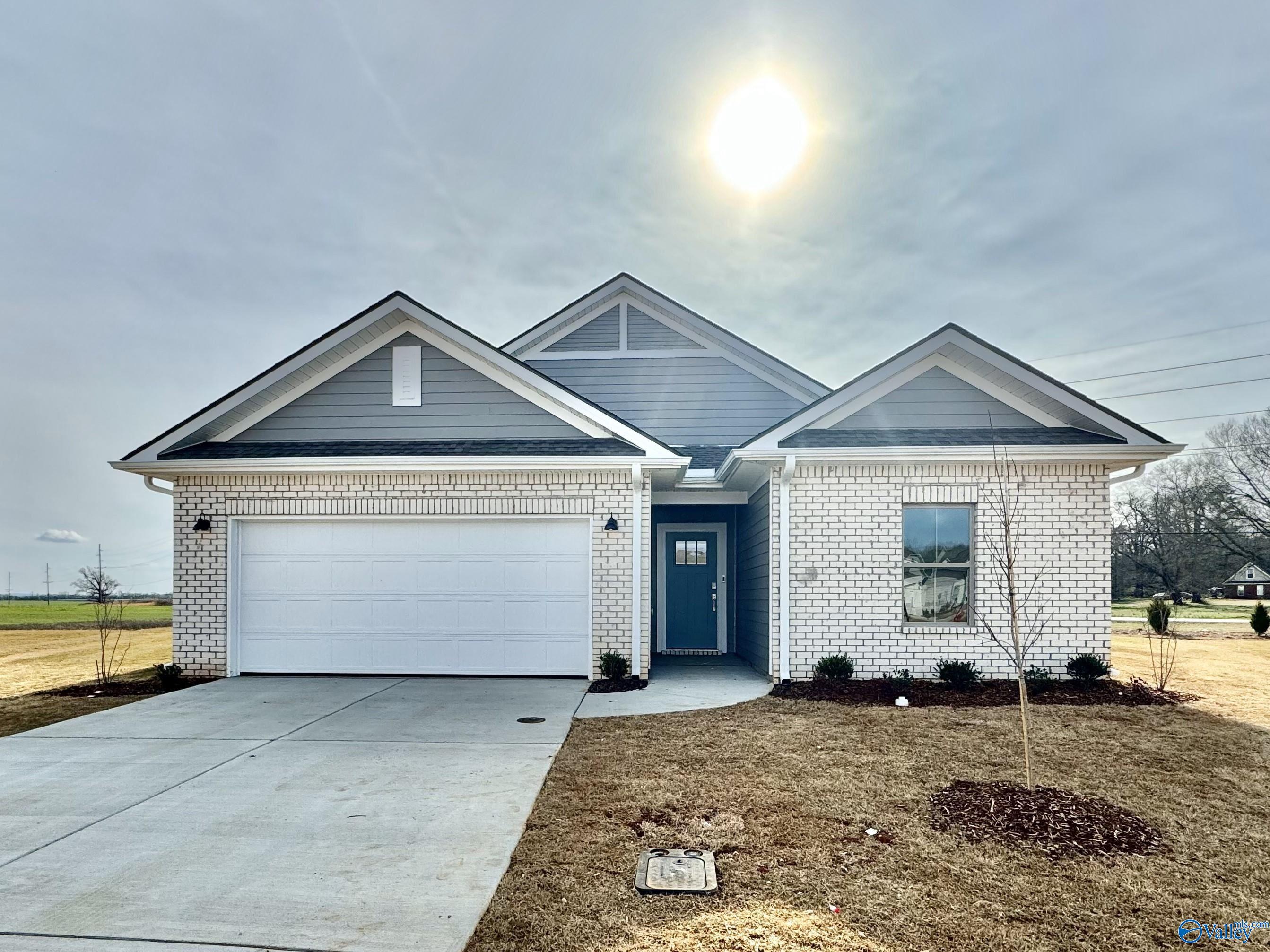 7214 Hampton Mill Drive, Owens Cross Roads, Alabama image 1