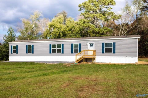 Mobile Home For Sale - 5644 County Road 121<br/> Dekalb County, Fort Payne, AL 35967