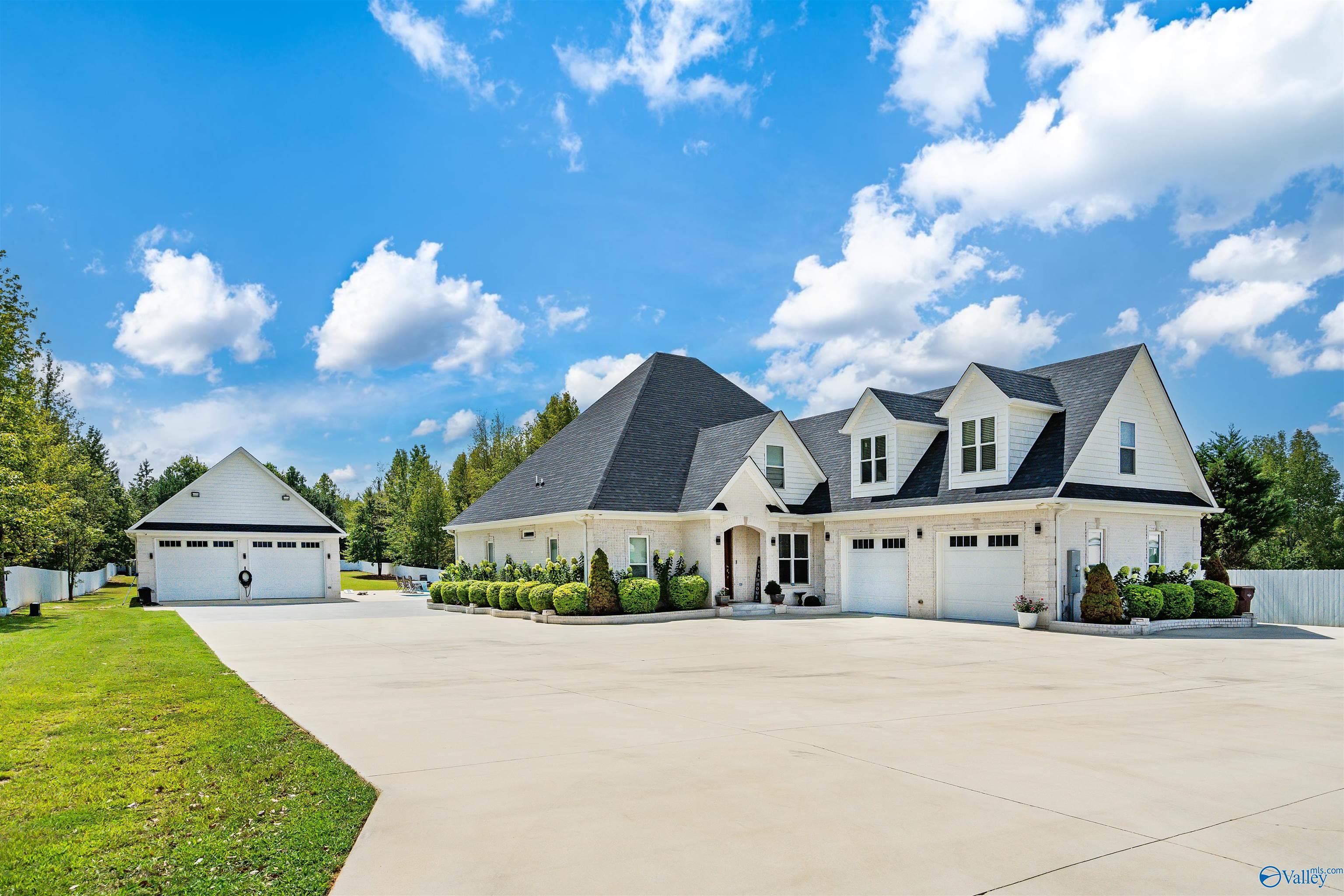 12922 Snake Road, Athens, Alabama image 1