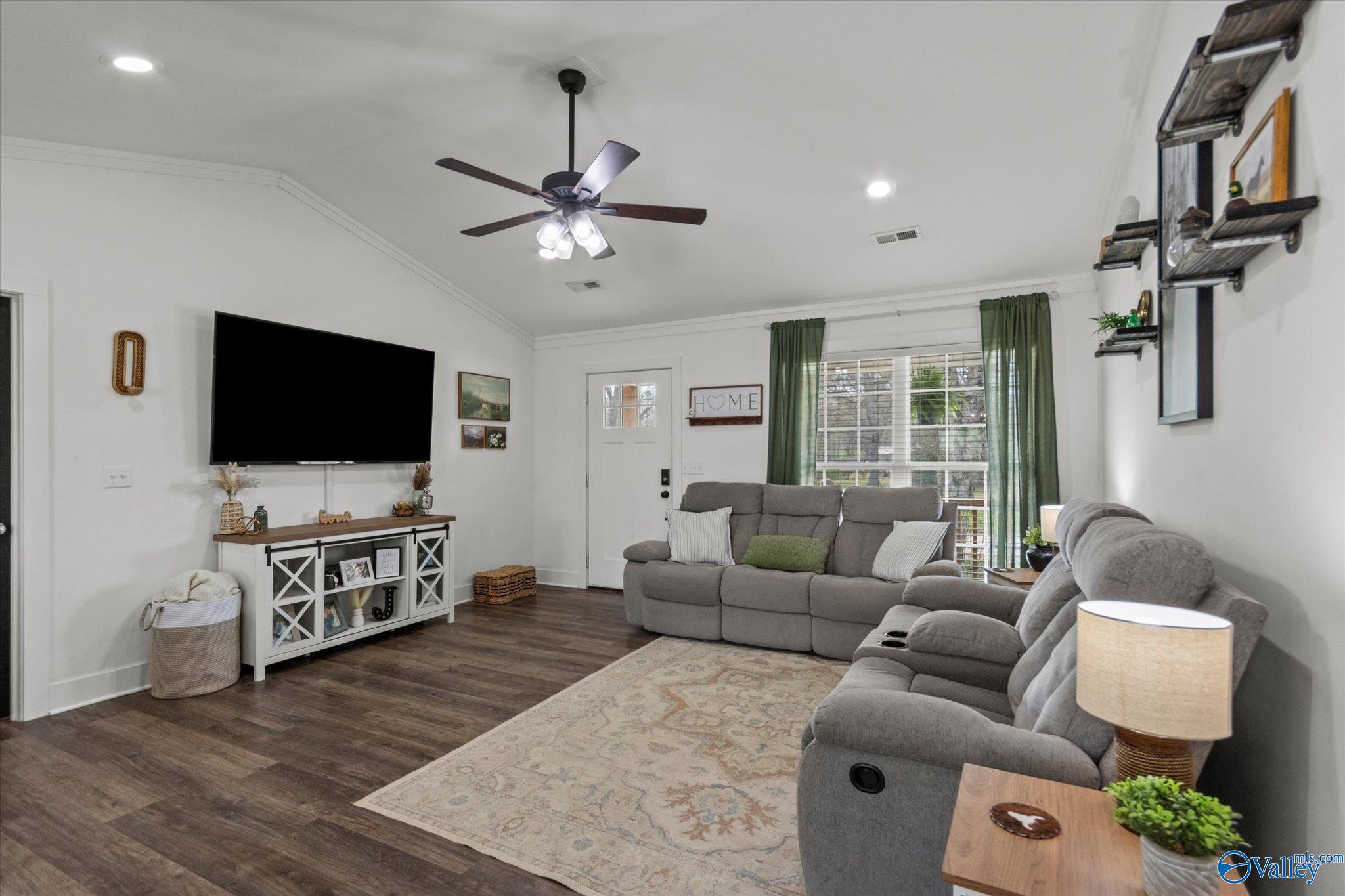 322 Pleasant Hill Road, Guntersville, Alabama image 6
