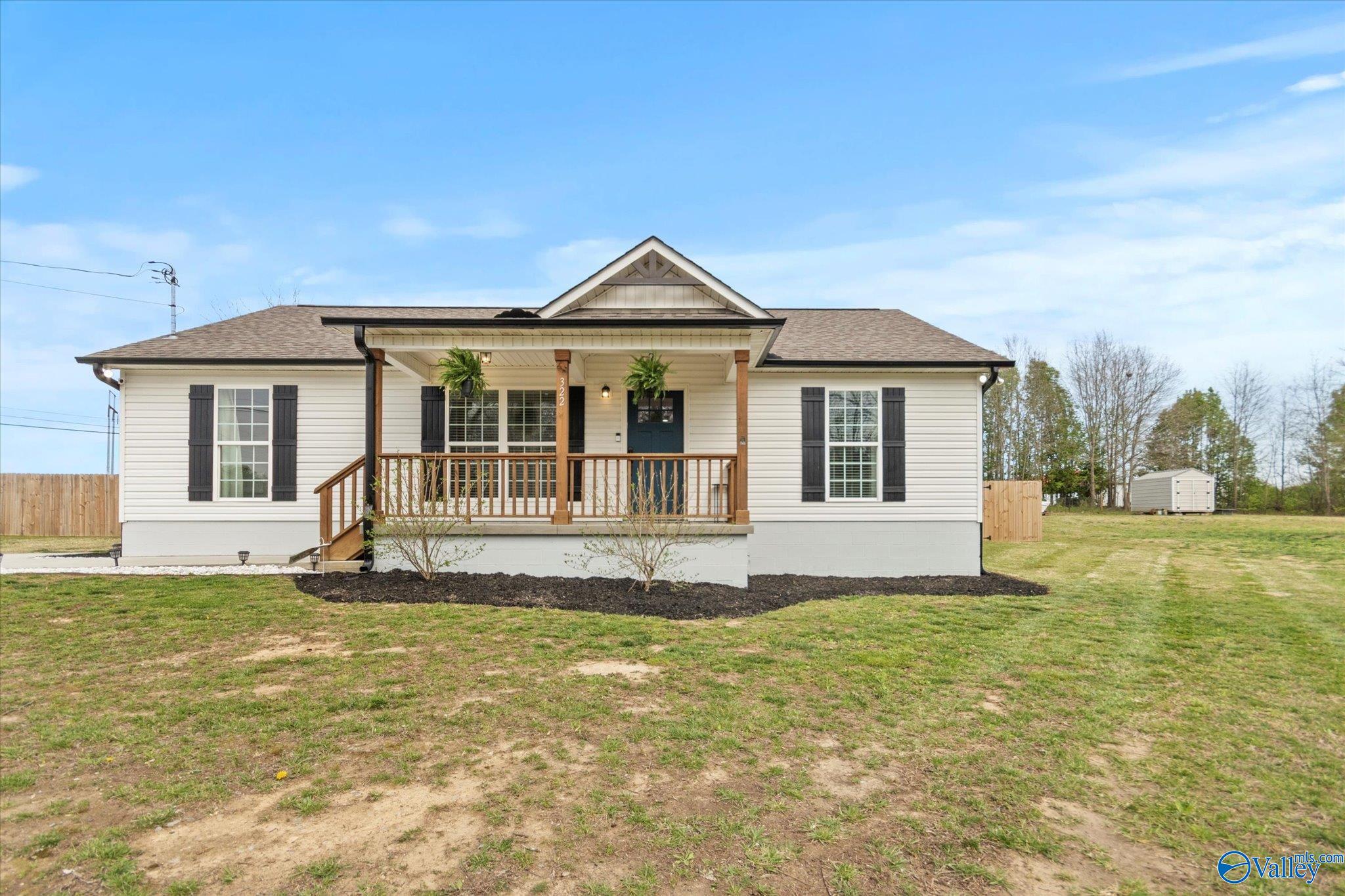 322 Pleasant Hill Road, Guntersville, Alabama image 1