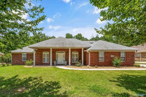 Homes For Sale - 134 Silver Strand Trail<br/> Huntsville, AL 35806