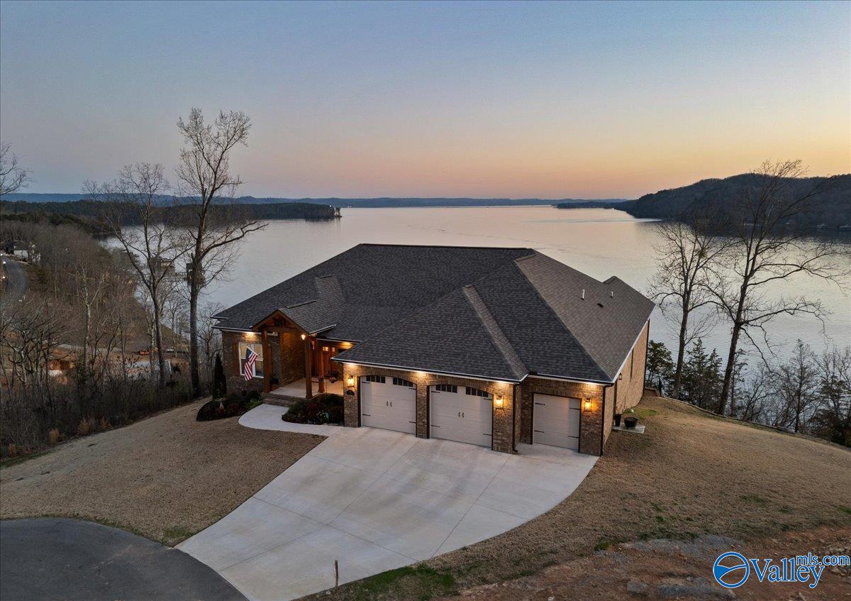 155 Ryan Drive, Guntersville, Alabama image 1