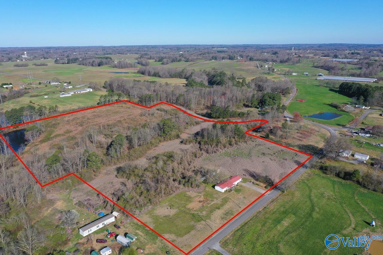 2031 County Road 1559, Cullman, Alabama image 2