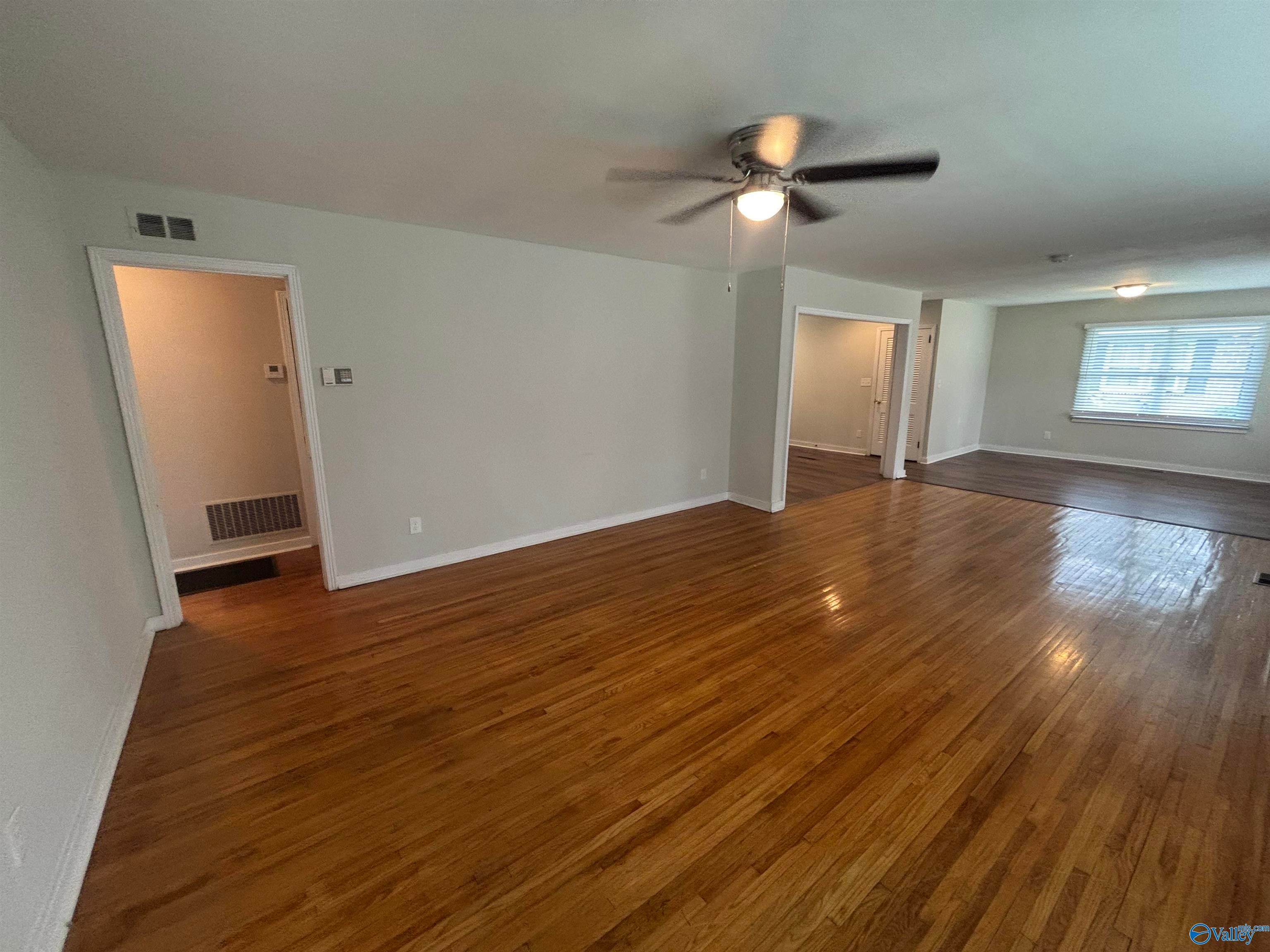 312 Orange Circle