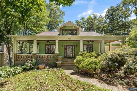 Photo of 703 Read Drive, Huntsville, AL 35801 (MLS # 21909921)
