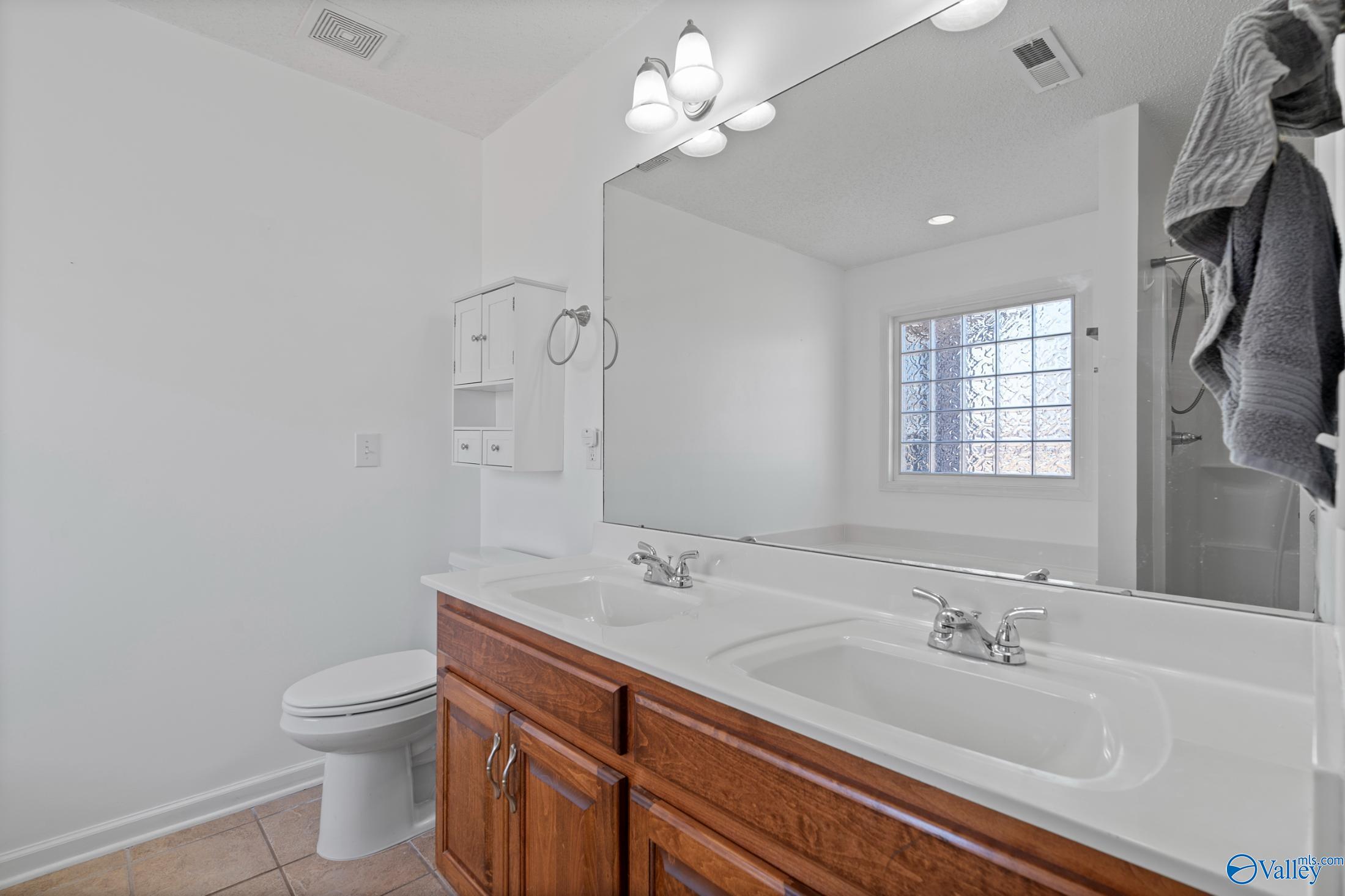 14564 Norfleet Drive, Athens, Alabama image 13