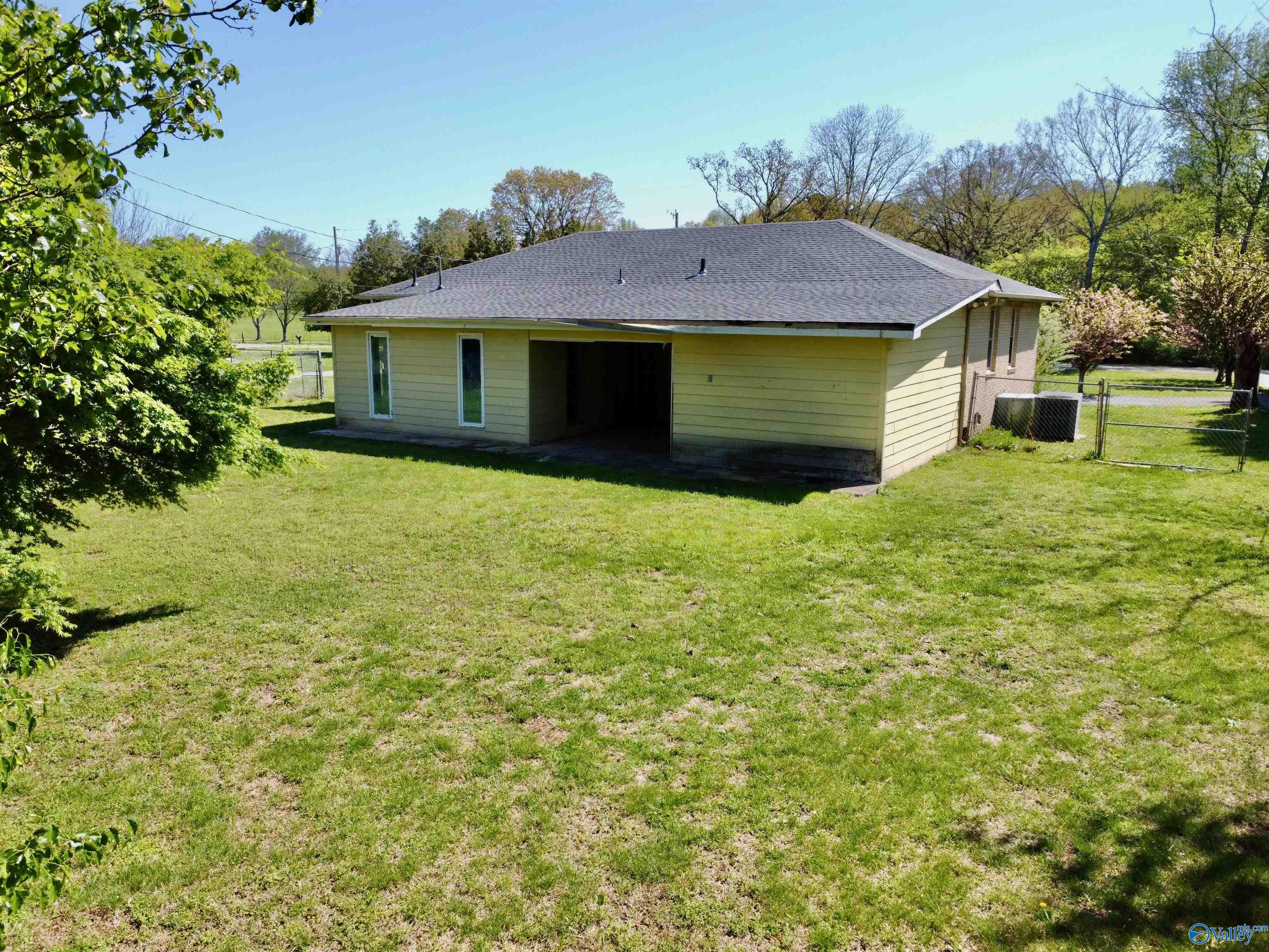 21537 Holt Road, Athens, Alabama image 8