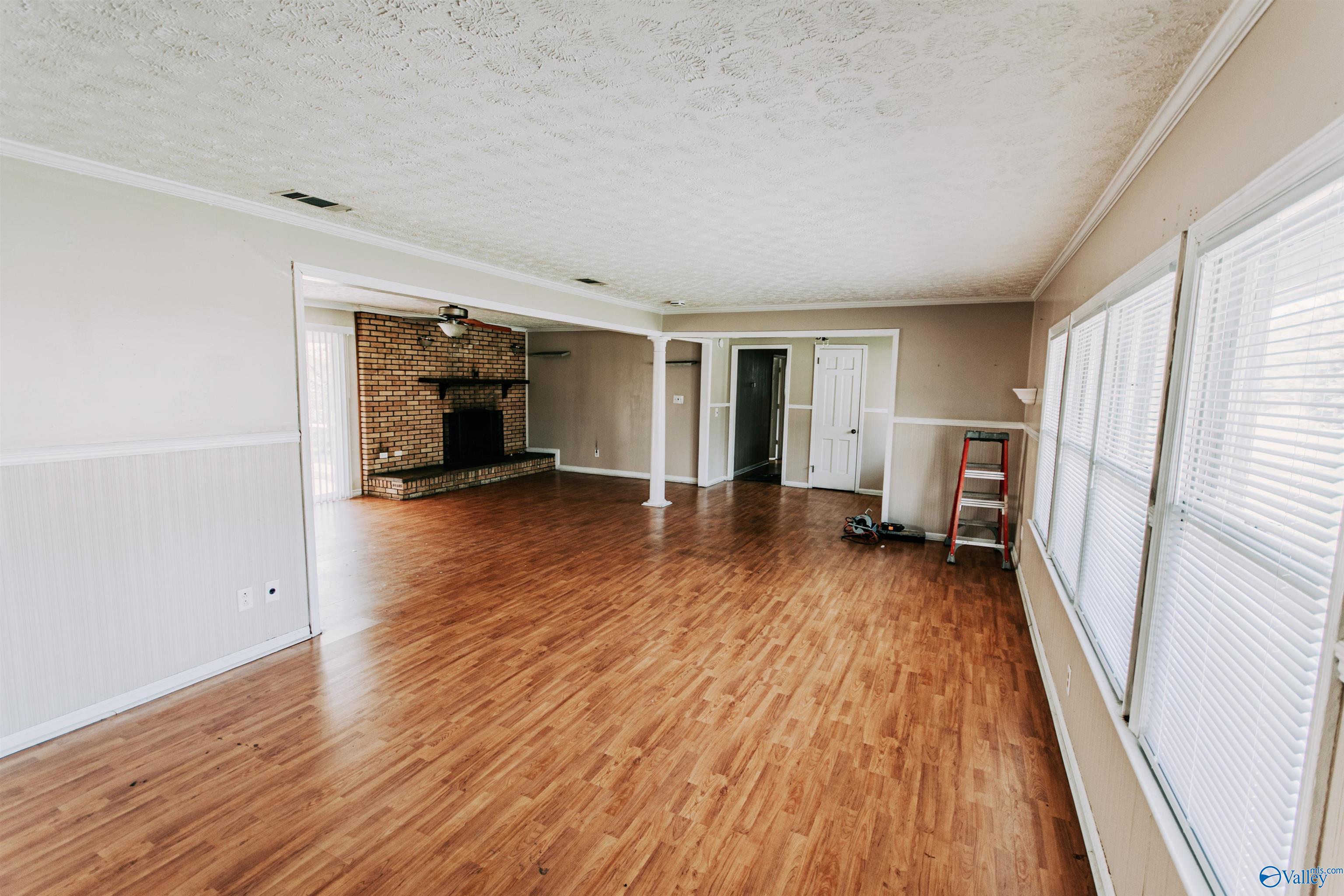 1010 Flower Street, Albertville, Alabama image 9