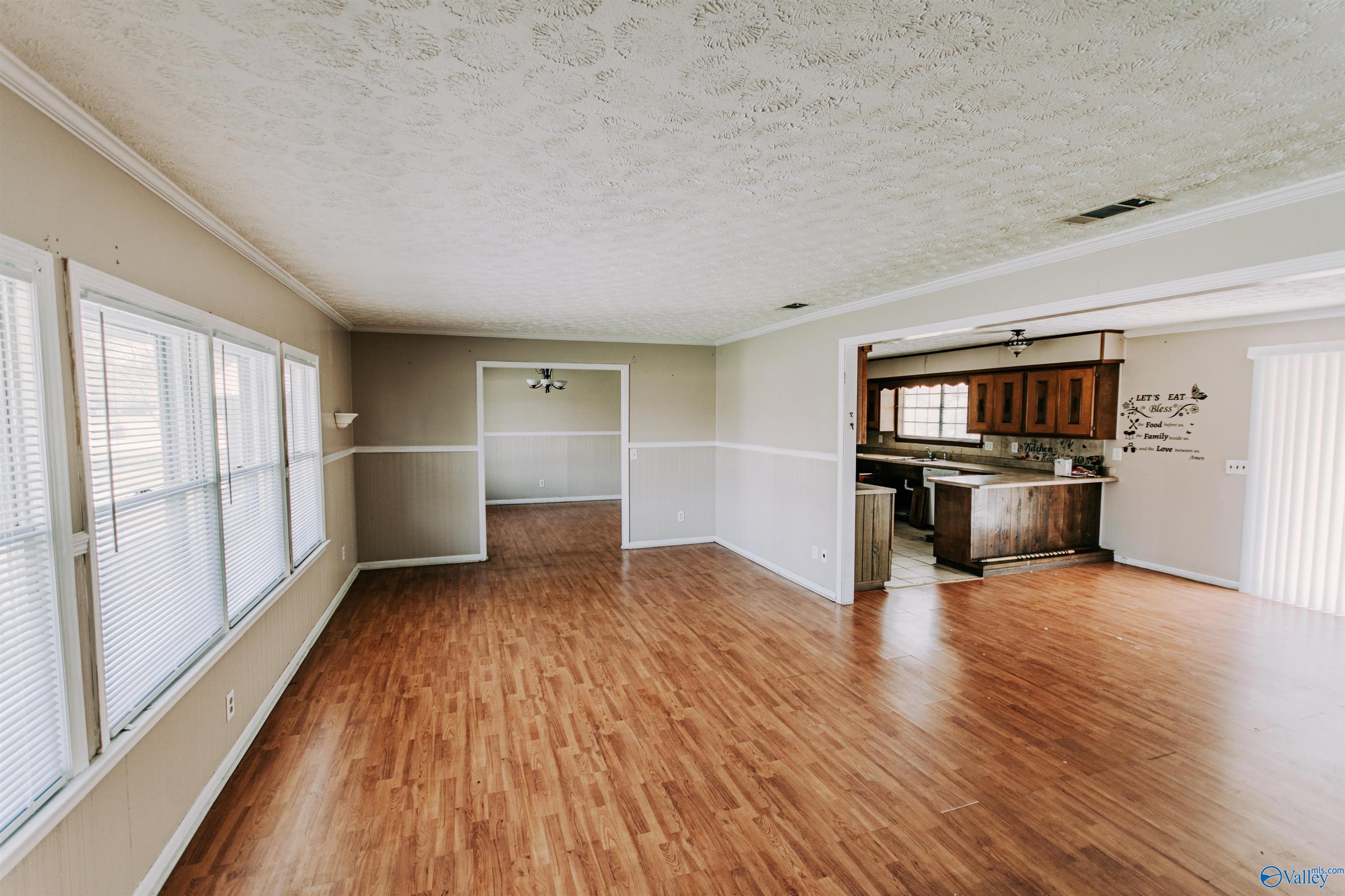 1010 Flower Street, Albertville, Alabama image 8