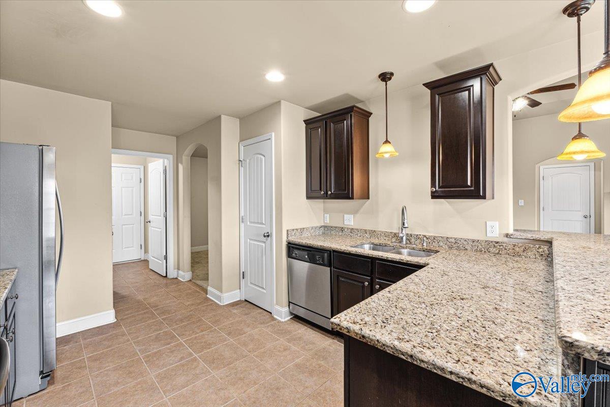 625 Summer Cove Circle, Madison, Alabama image 16