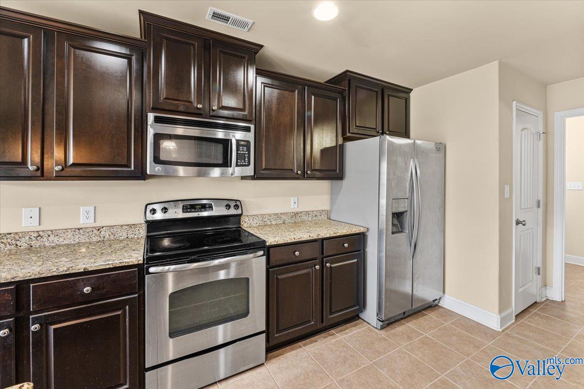 625 Summer Cove Circle, Madison, Alabama image 17