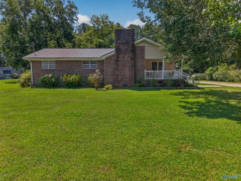 Homes For Sale - 1120 Rabbittown Road<br/> Gadsden, AL 35905