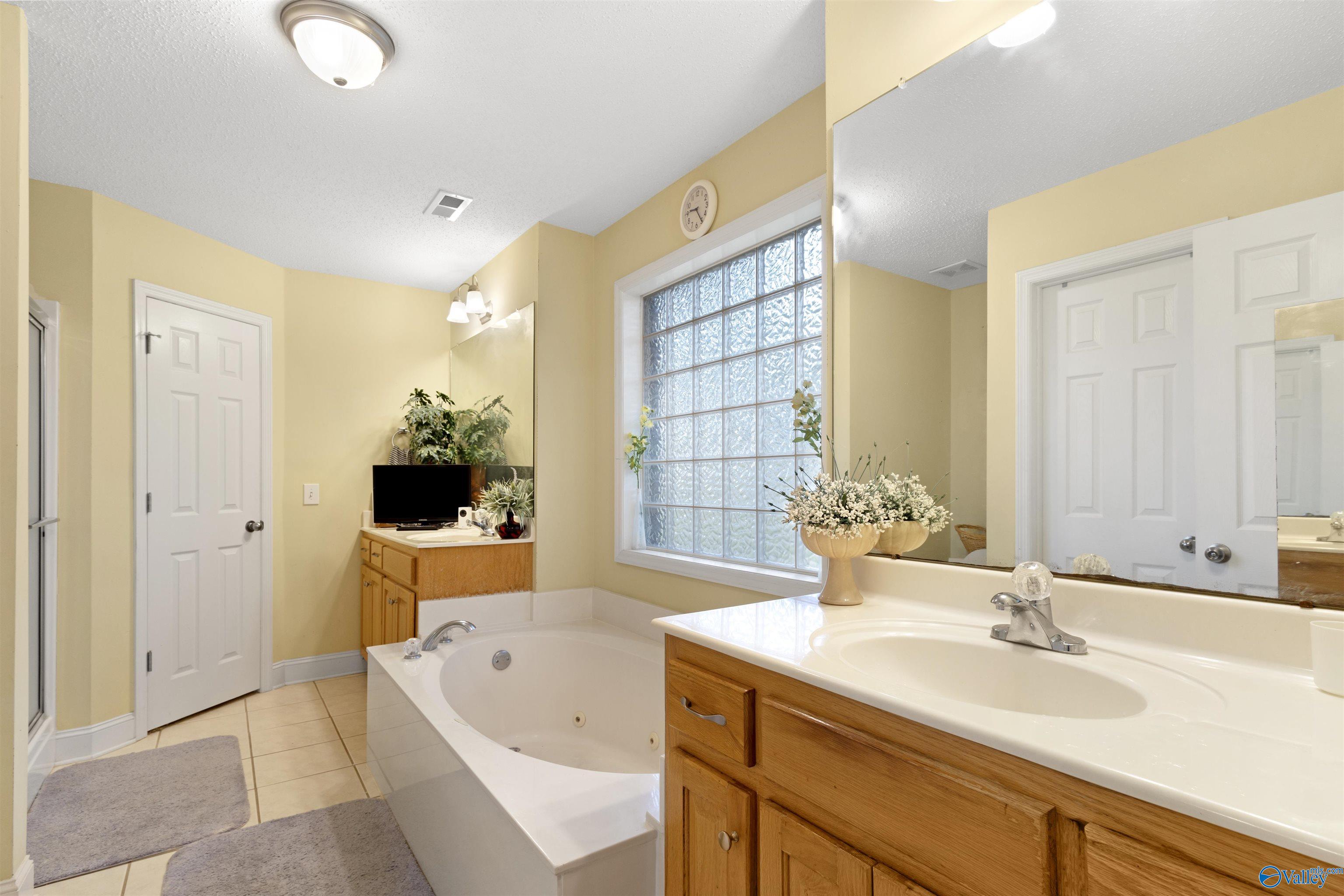 663 Gooch Lane, Madison, Alabama image 11