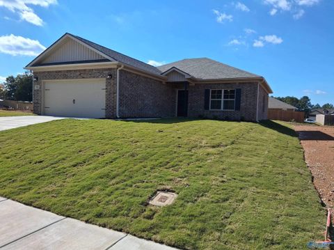 Photo of 136 Stratman Drive, New Hope, AL 35760 (MLS # 21909436)