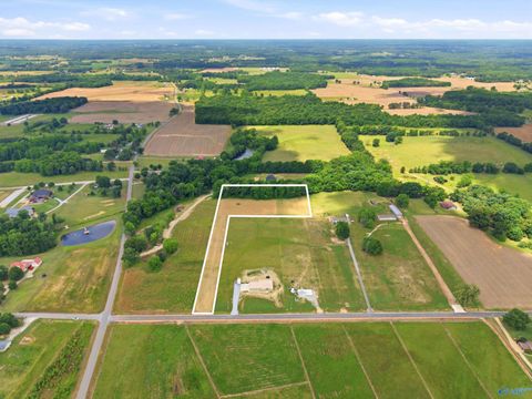 Vacant Land For Sale - 2021 County Road 533<br/> Anderson, AL 35610