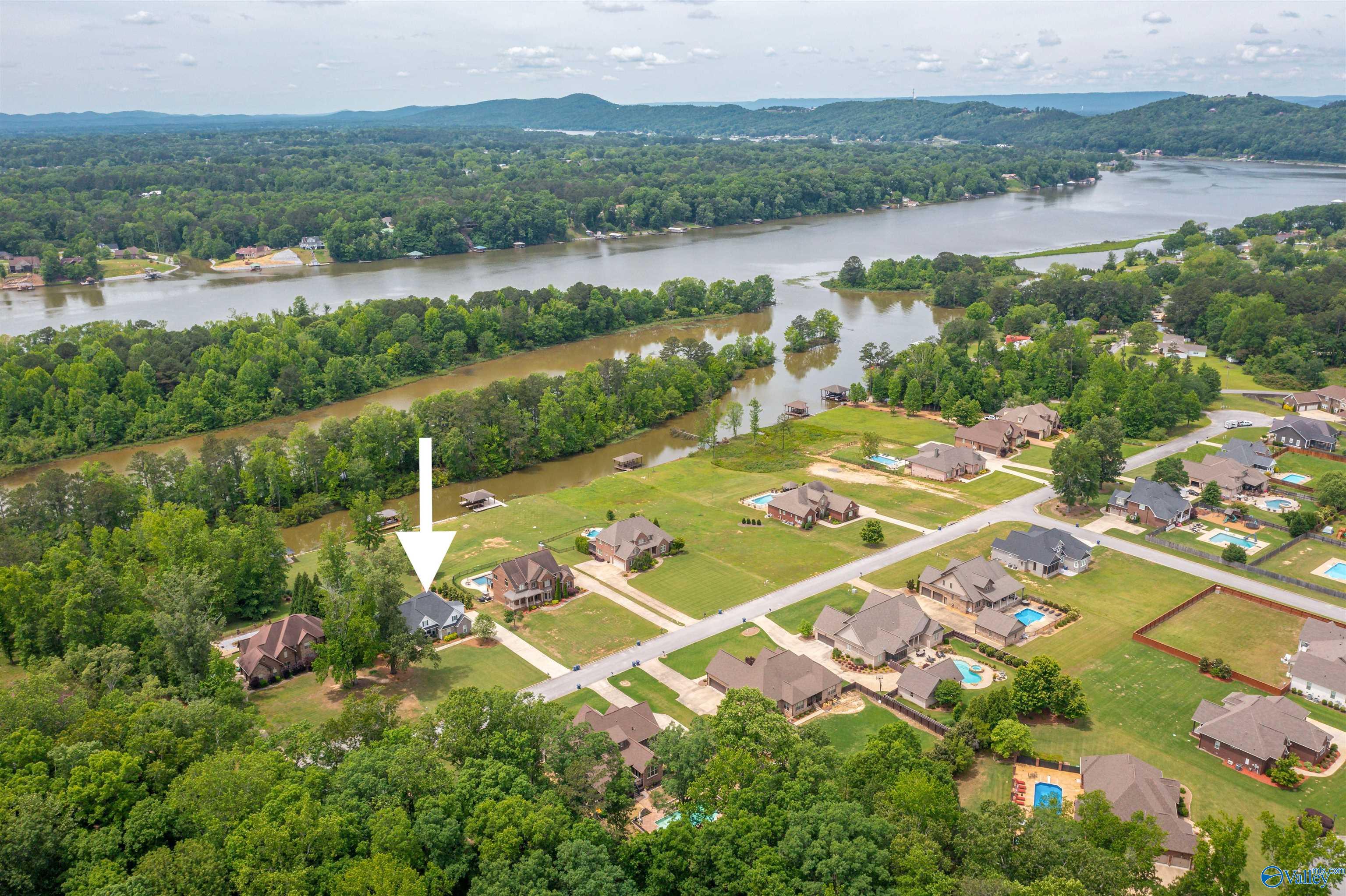 110 Heron Drive, Gadsden, Alabama image 2