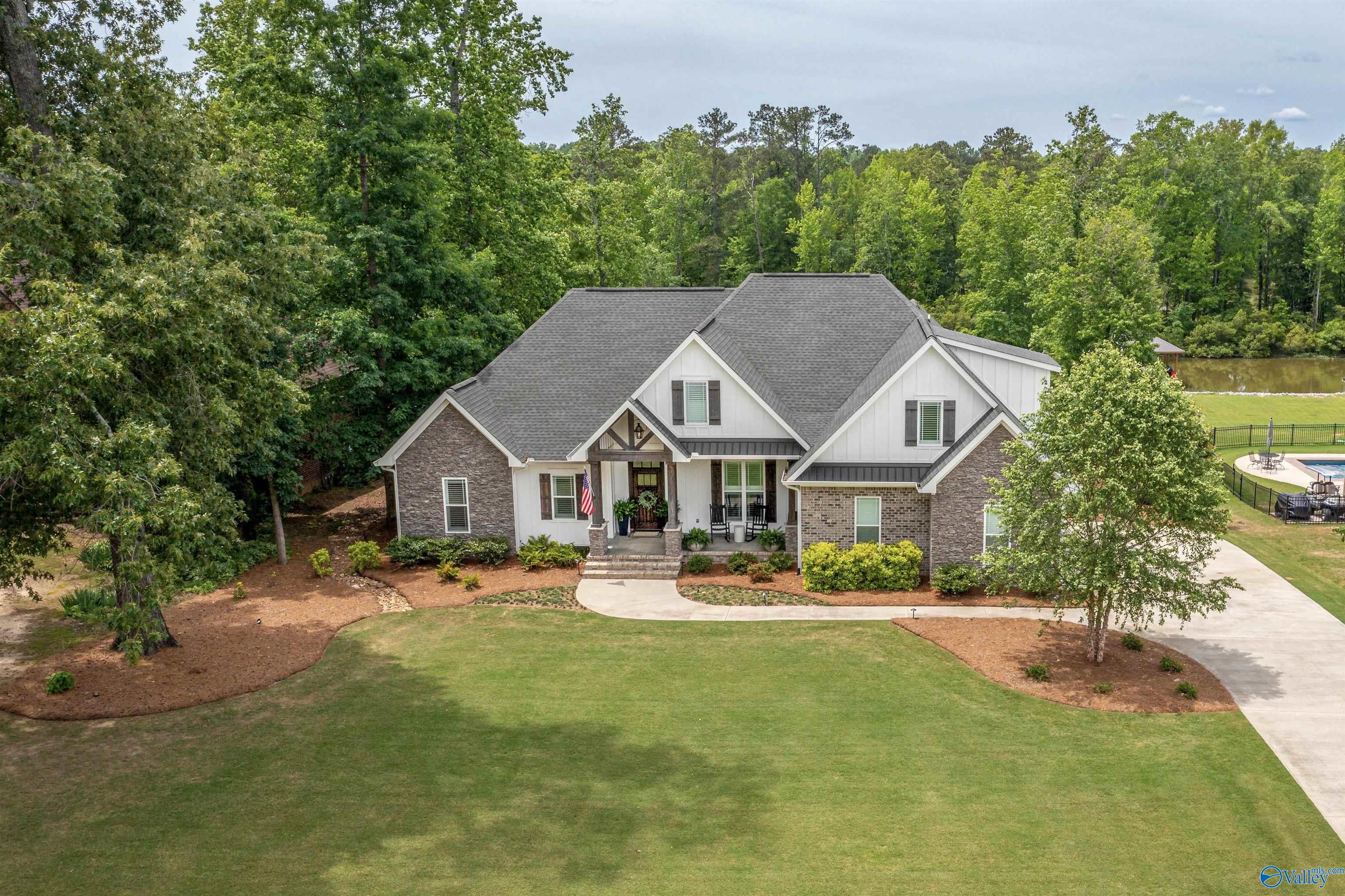 110 Heron Drive, Gadsden, Alabama image 1