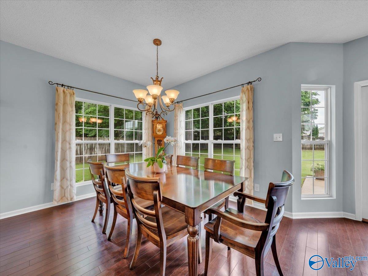 126 Cloverwood Drive SW