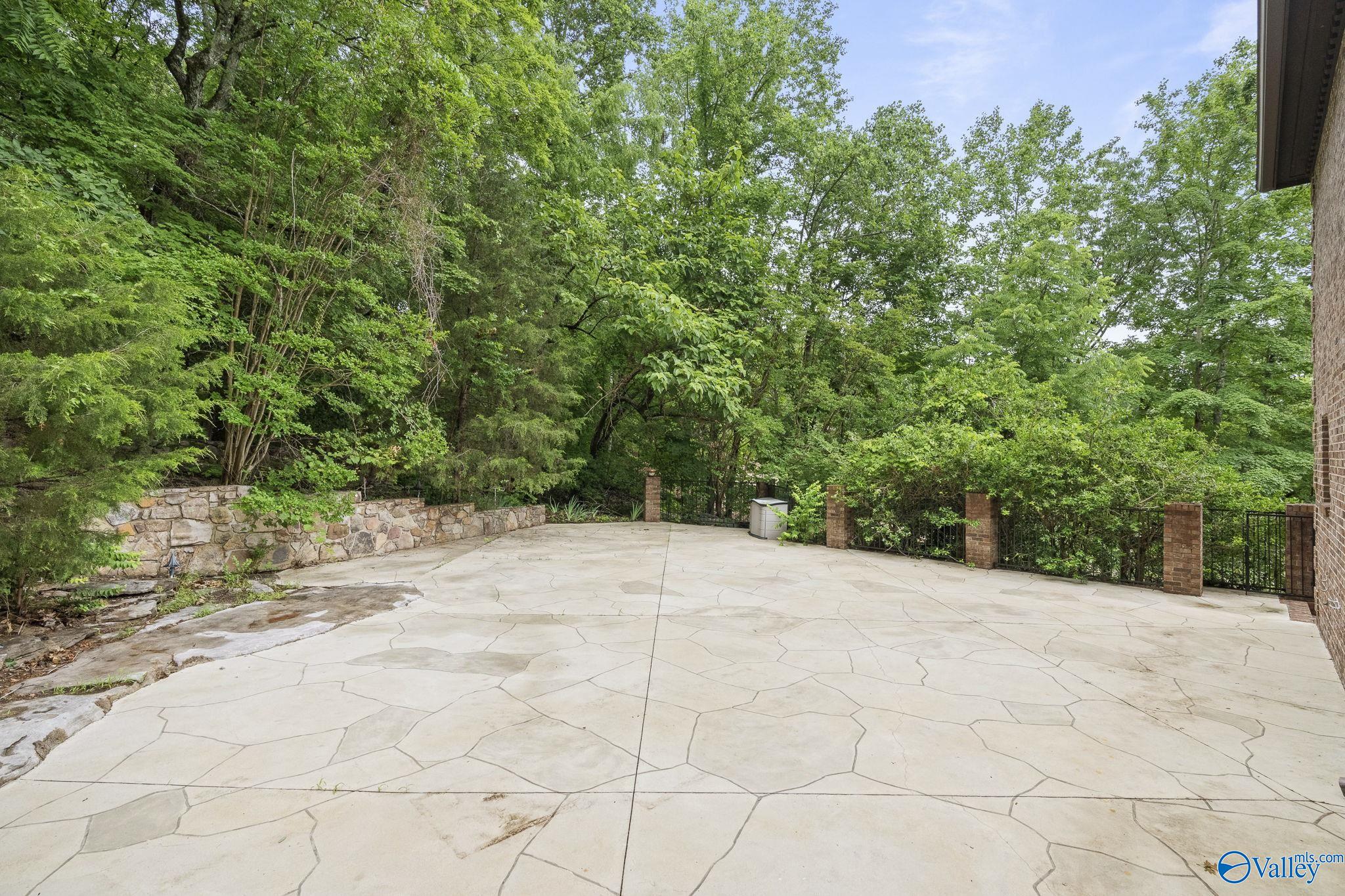 2703 Chandler Circle, Huntsville, Alabama image 44