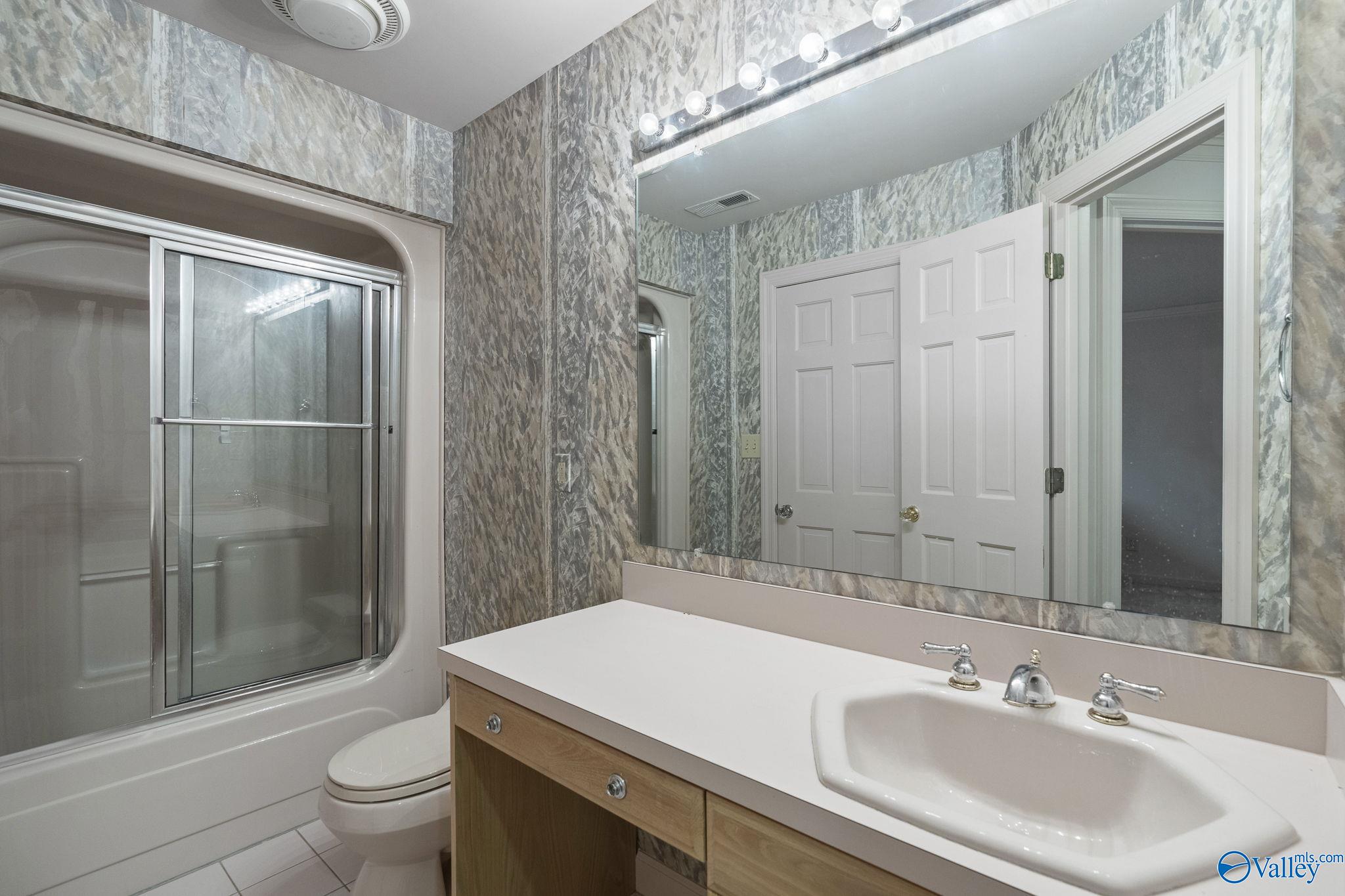 2703 Chandler Circle, Huntsville, Alabama image 40