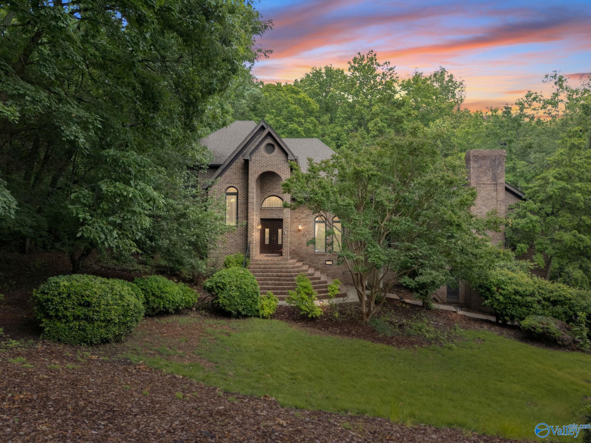 2703 Chandler Circle, Huntsville, Alabama image 1