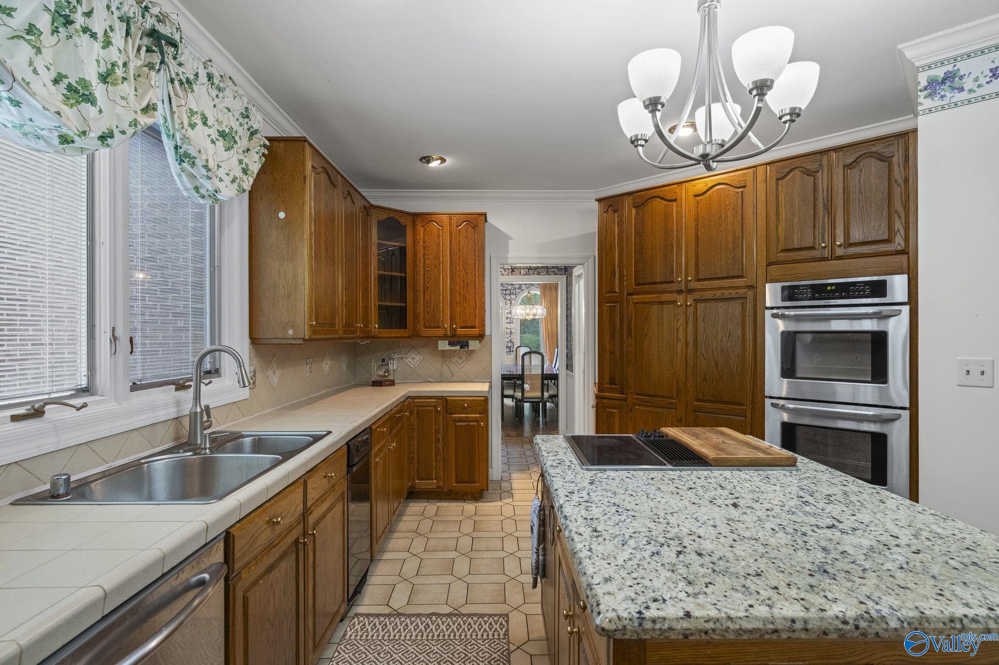 2703 Chandler Circle, Huntsville, Alabama image 14