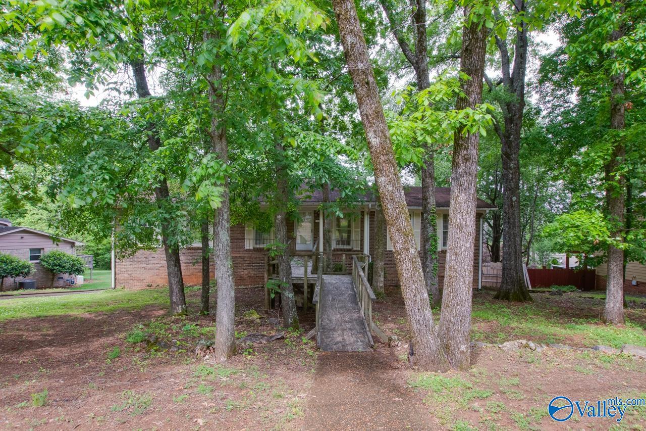 12022 Comanche Trail, Huntsville, Alabama image 32