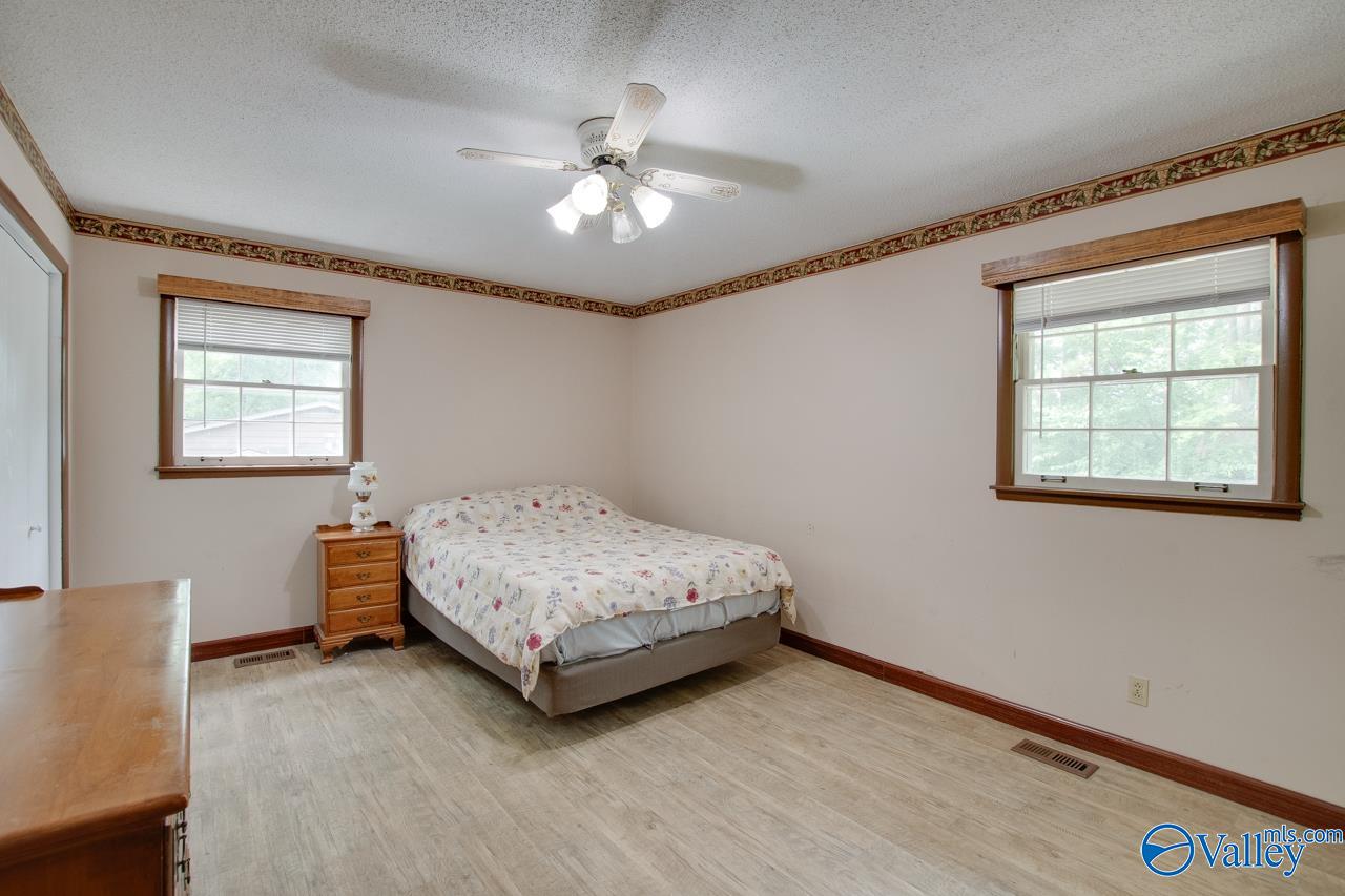 12022 Comanche Trail, Huntsville, Alabama image 27