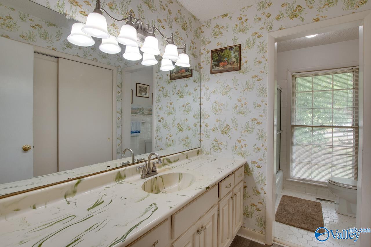 12022 Comanche Trail, Huntsville, Alabama image 26