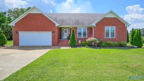 Homes For Sale - 10150 Snake Road<br/> Athens, AL 35611