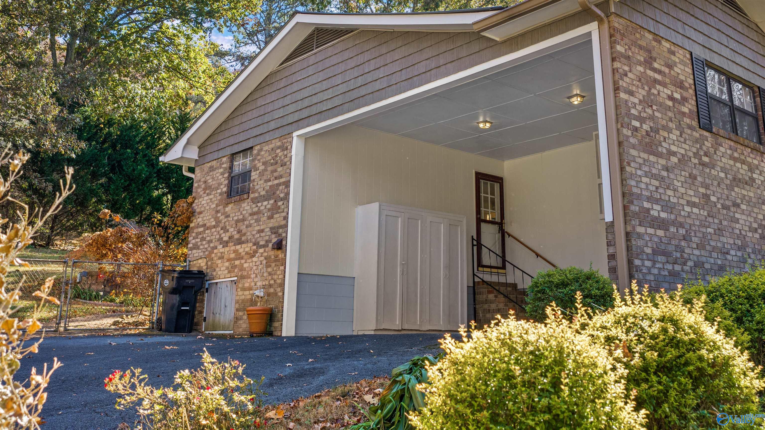 3717 Clark Avenue NE