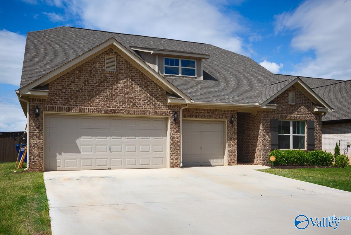 137 Sublett Drive, Hazel Green, Alabama image 1
