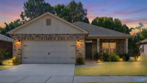 6530 JACARANDA DR NW, HUNTSVILLE, AL 35806 - Image f5f8a72ecbada8e5f20f4563334191da/3108296471