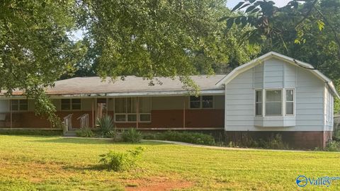 Homes For Sale - 469 Gillespie Road<br/> Madison, AL 35758