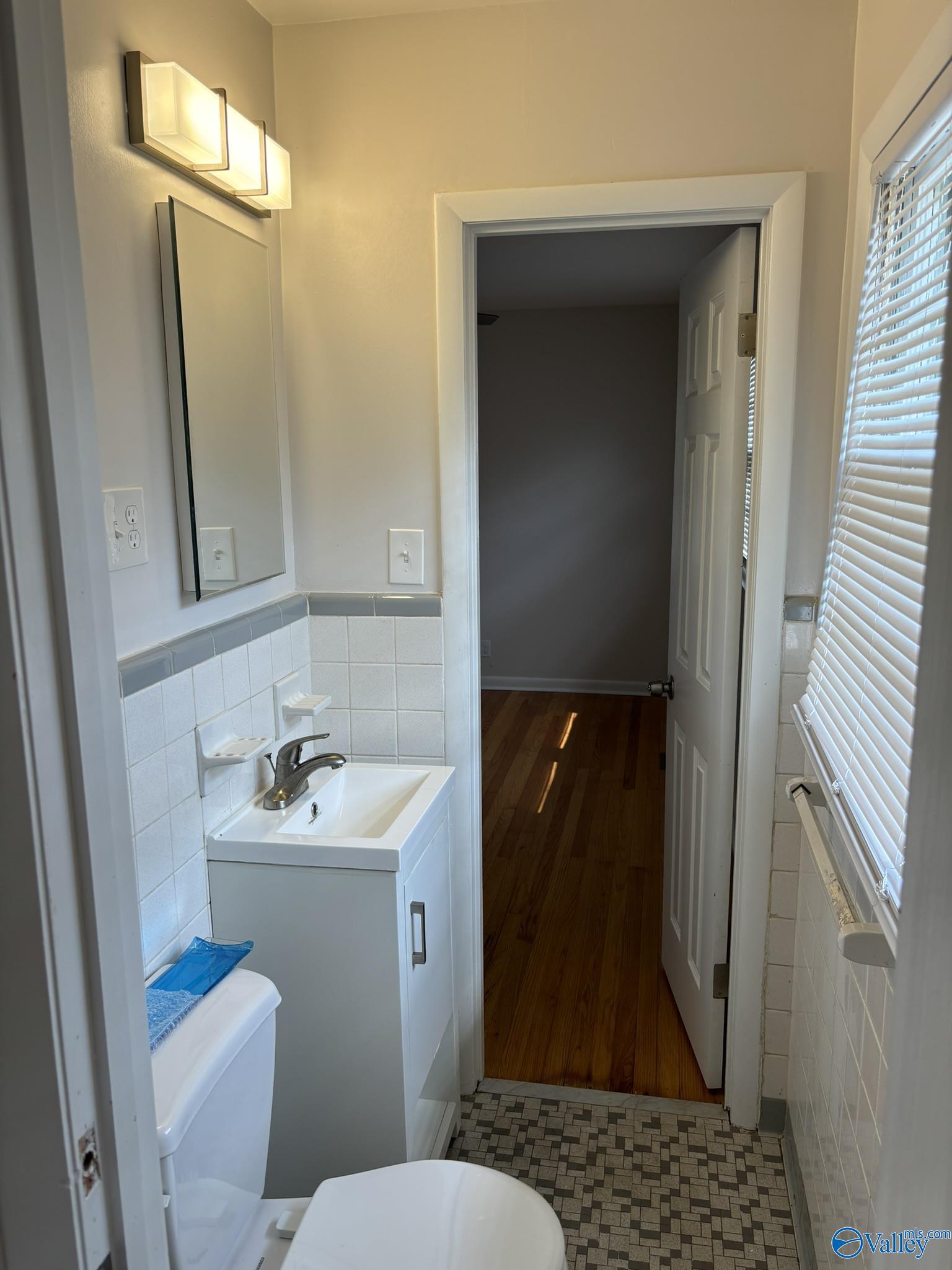 Huntsville, Alabama 35810, United States, 3 Bedrooms Bedrooms, ,2 BathroomsBathrooms,Residential,Active,89256