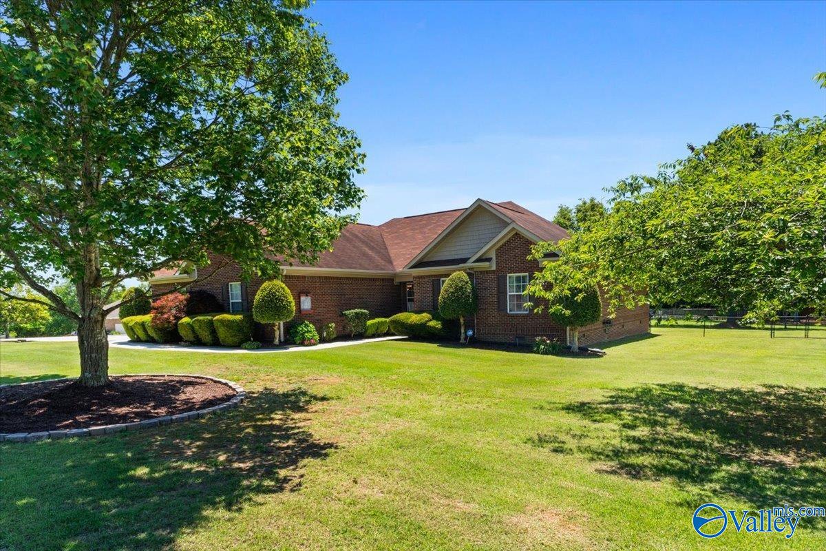 167 Malone Drive, New Market, Alabama image 1