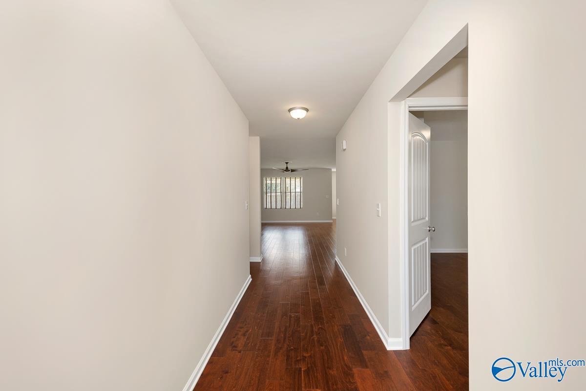 104 Summer Pointe Lane, Madison, Alabama image 6