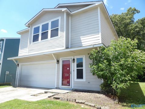 Homes For Sale - 112 Blackwell Court<br/> Owens Cross Roads, AL 35763