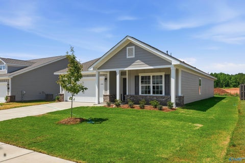 Homes For Sale - 114 Plum Tree Lane<br/> Hazel Green, AL 35750