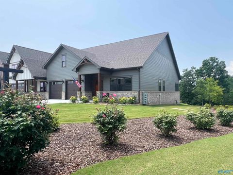 Homes For Sale - 78 Whistling Straits Way<br/> Guntersville, AL 35976