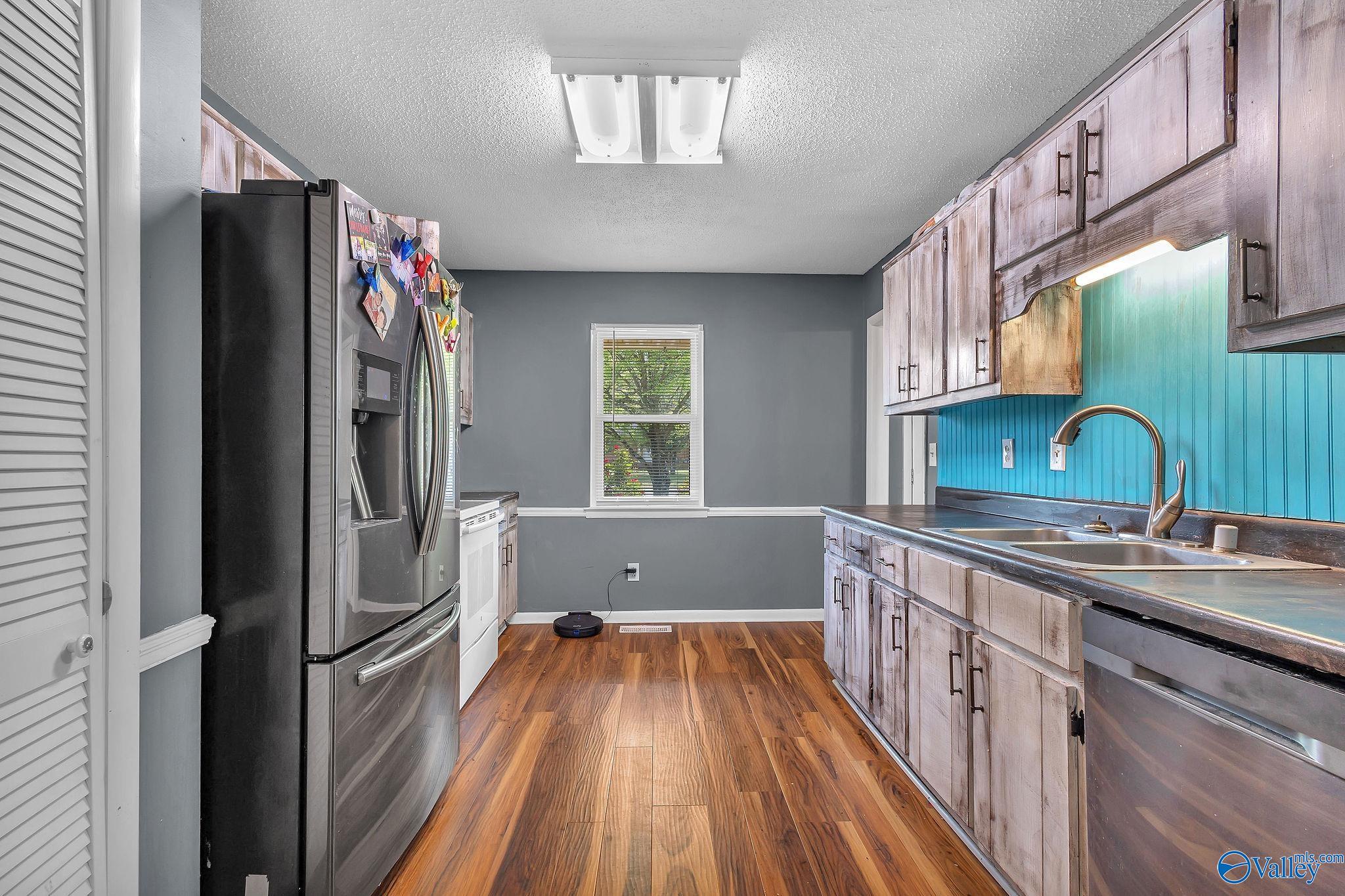 105 Allenwood Drive, Huntsville, Alabama image 6