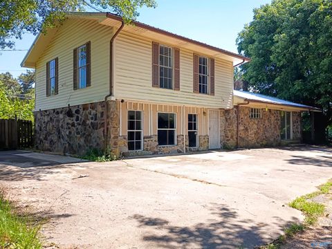 Homes For Sale - 414 Buckhorn Trail<br/> Hamilton, AL 35570