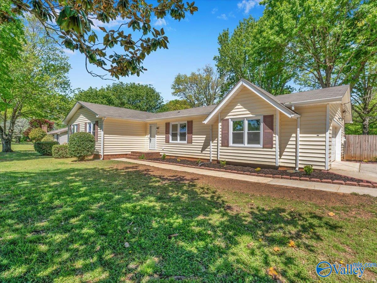 141 Voekel Road, Huntsville, Alabama image 2